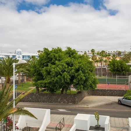 Volcán 5 * Puerto del Carmen (Lanzarote)